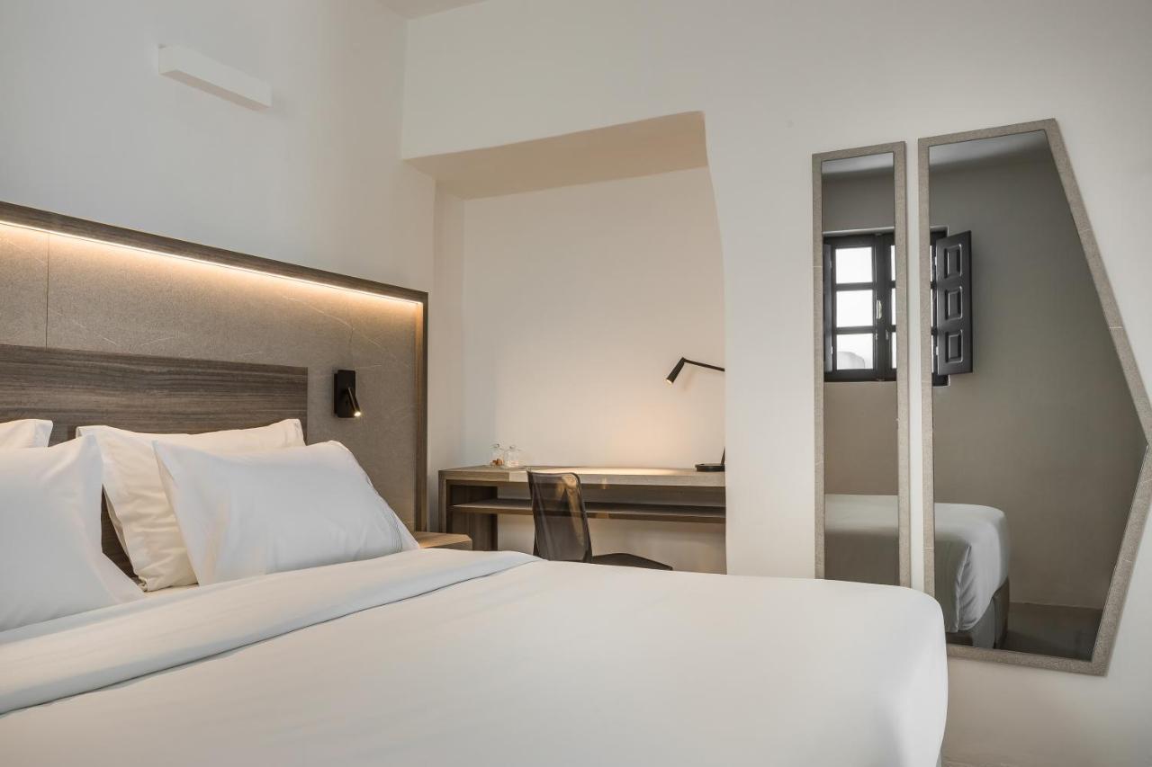 Sun Rocks Boutique Hotel (Adults Only) Фиростефани Экстерьер фото